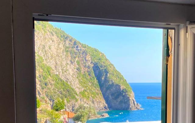 Alloggio Vista Mare Macrescia Ριοματζόρε Εξωτερικό φωτογραφία