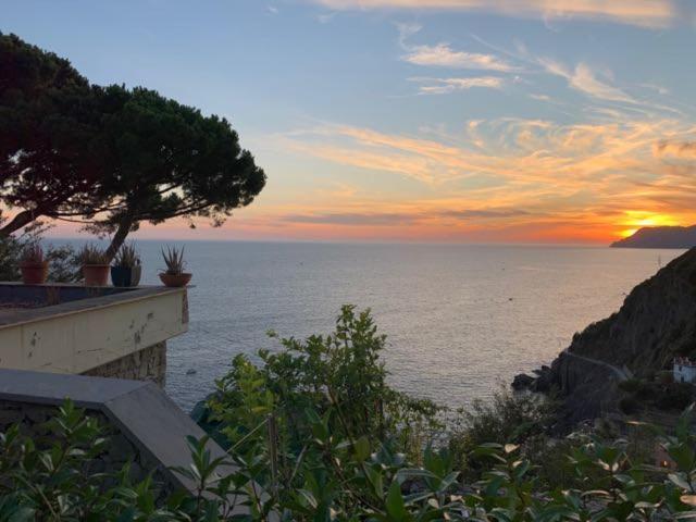 Alloggio Vista Mare Macrescia Ριοματζόρε Εξωτερικό φωτογραφία